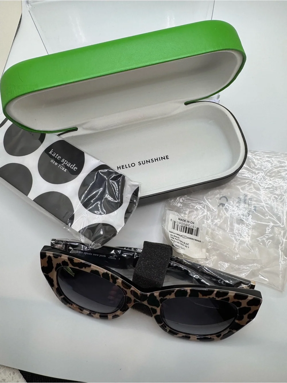 Kate Spade Jalena/S Cat-Eye Sunglasses – Leopard Print with Green Case
